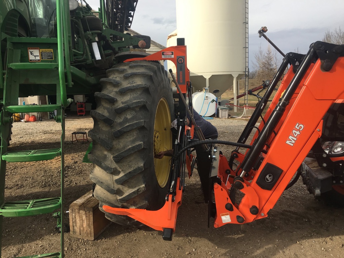 The TireGrabber | The TireGrabber industrial tire lifter | TireGrabber ...